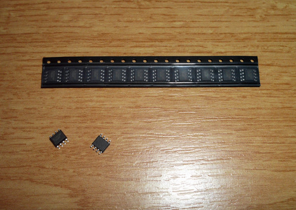 20 Stück BL24C04F 512x8bit EEPROM seriell I²C-Bus SO8 (RM 1,27mm) von SB